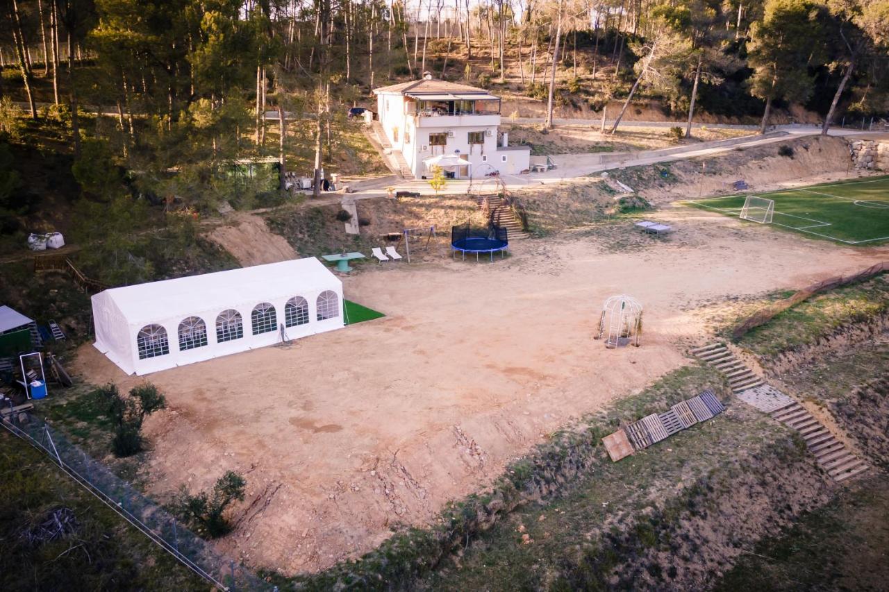 Villa Chetrus Casa En Plena Naturaleza รูบี ภายนอก รูปภาพ