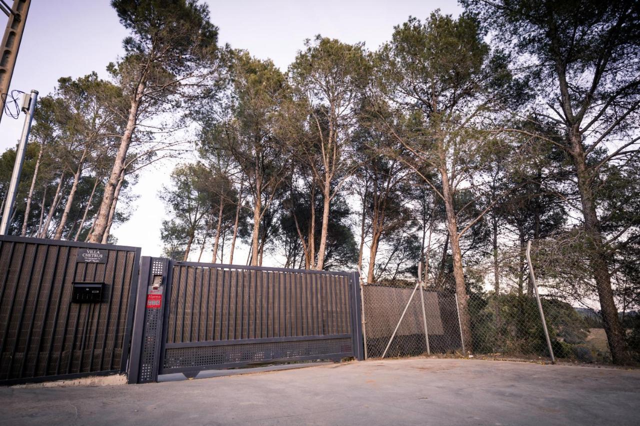 Villa Chetrus Casa En Plena Naturaleza รูบี ภายนอก รูปภาพ